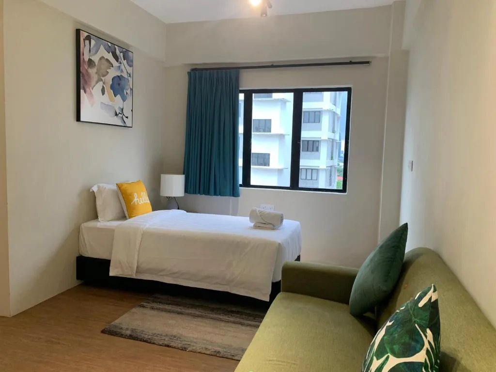 Deluxe Triple Room — Urban Living Residence