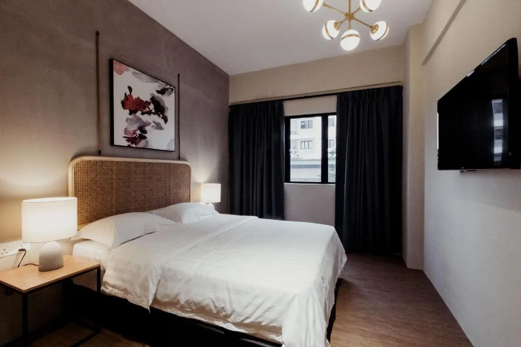 Standard Queen Room — Urban Living Residence